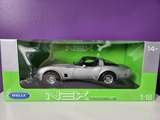 Chevrolet Corvette C3 Coupé V8 1982 Gris Silver Welly 1/18 12546W