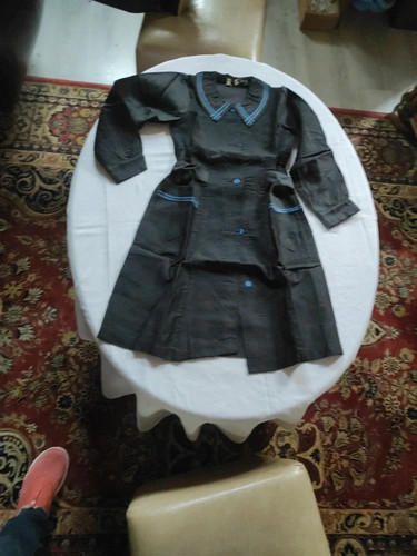 Très ancienne blouse - très,