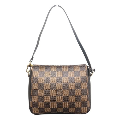 Louis vuitton trousses - louis, makeup