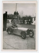 PHOTO photographie SNAPSHOT 1946, JOUET TOY pedal car voiture à pédale