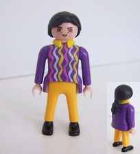 PLAYMOBIL (3372) MODERNE - Femme Pull Violet Pantalon Moutarde Pédiatre 3926