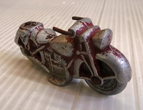 Moto quiralu aludor - ou, 1/43