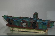 Aquarium Géant Porte-Avion &