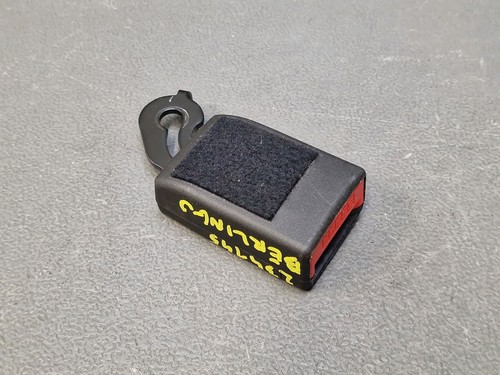 Attache ceinture sécurité