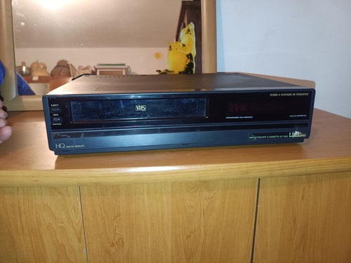 Magnétoscope vhs leyco - leyco, az