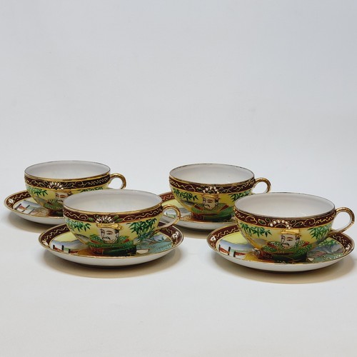 Tasses soucoupes en - 4, et