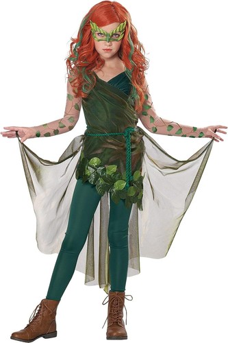 Pretty poison ivy villain - pretty,