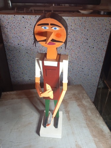 Maquette personnage carton - en,