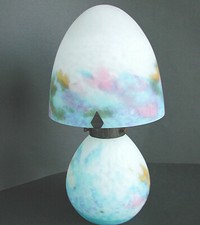 MULLER Frères, ANCIENNE LAMPE EN PATE DE VERRE signée. 