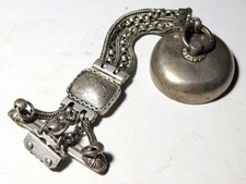 Chaîne pochette tabac époque