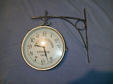 Horloge de gare noire double