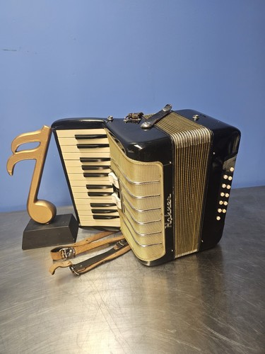 Used hohner student made in - ,