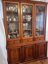 buffet vaisselier en bois et
