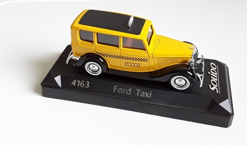 Voiture miniature taxi ford - voiture,