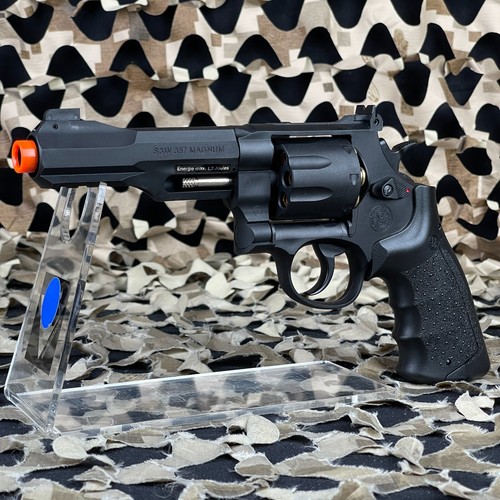 New smith wesson p - m&p, r8