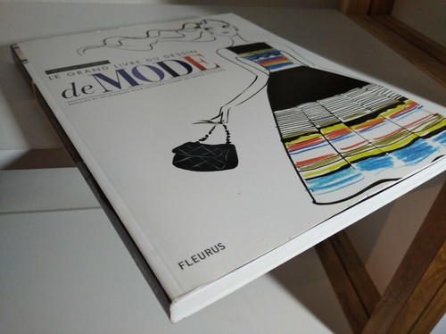 Grand livre dessin de - livre, du
