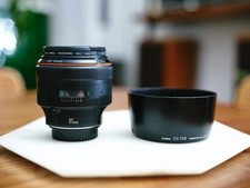 Canon EF 85 mm f/1.2 L Series Lens