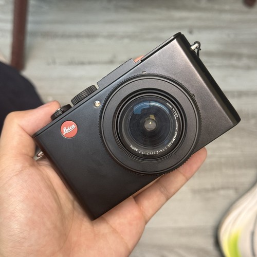 New leica lux - 95%, d-lux