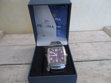 MONTRE FESTINA AVEC SON BOITIER