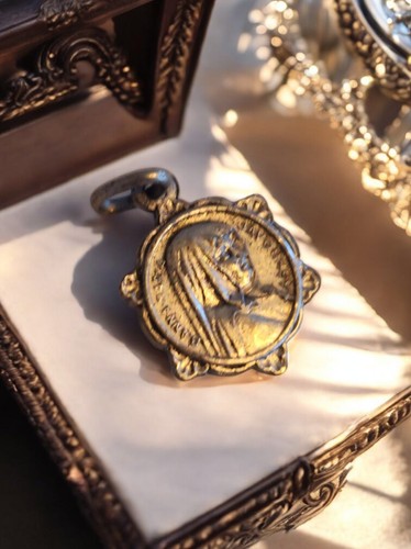 Médaille religieuse