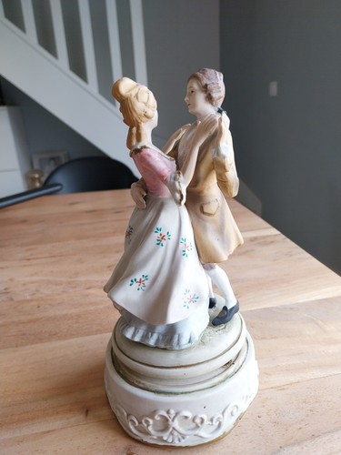 Figurine couple danseurs - , en