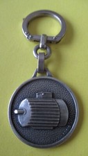 Porte clé AUGIS, années 60, POMPES JAPY