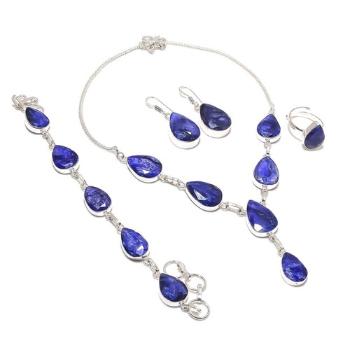 Ensemble bijoux pierres