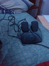 volant pc noir avec pédales 