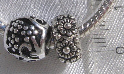Lot mix charms - 2, perles