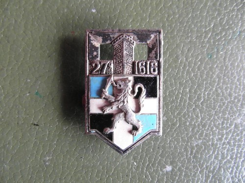 Insigne poitrine - insigne,