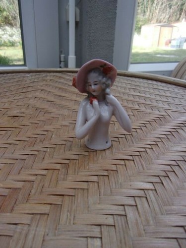 Miniature un buste - un,