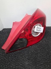 Feu arriere principal droit