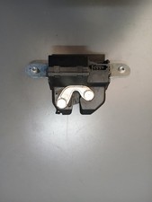 Opel Corsa D / Serrure coffre