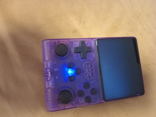 R4os pro game console - r4os,