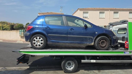 Feu arriere principal gauche
