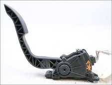 Potentiometre accelerateur occasion RENAULT TWINGO II Phase 2 - 1.2i 16v 75ch -