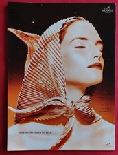 Publicité de presse: HERMES Paris - Carré Hermès Plissé "Feux de l'Hiver"