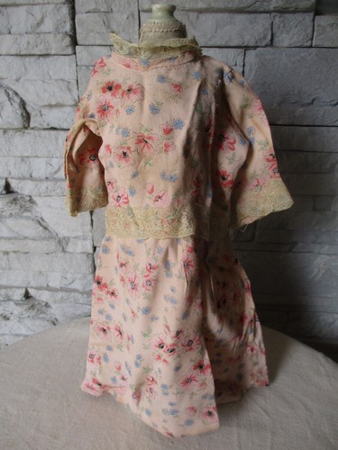 Jolie robe ancienne pour - robe,