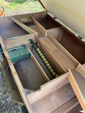 baby foot petiot pro. avec 12 balles bon état prêt à fonctionner