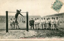 Carte LA FERE 17 ème Régiment d'Artillerie La Barre Fixe Soldats 