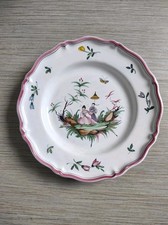 Ancienne assiette faïence Moustiers décor Asiatique signée Lilly Moustiers