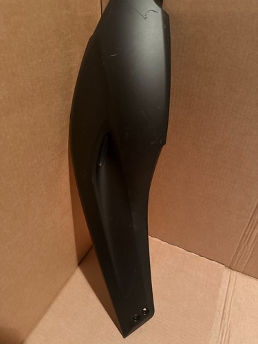 Cache boomerang latéral - cache,