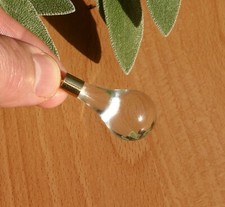 * PENDULE EN CRISTAL