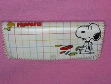 Ancien étui à lunettes Snoopy Woodstock porte lunettes rétro inutilisé rare