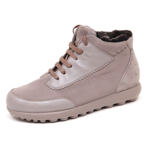 D9156 sneaker - box),