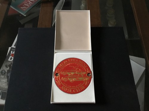 Badge calandre - badge, de