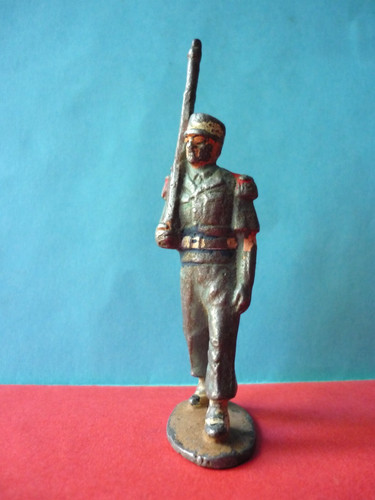 Quiralu soldat - quiralu,