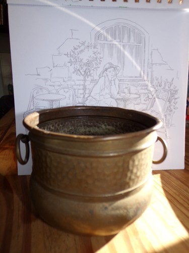 Cache pot laiton - cache, en