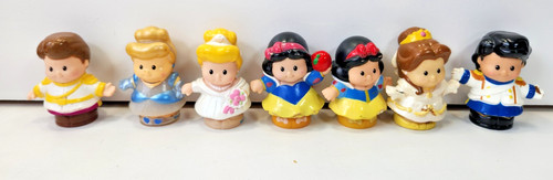 7 FISHER PRICE LITTLE PEOPLE