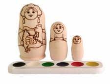 POUPÉES RUSSES MATRIOCHKAS